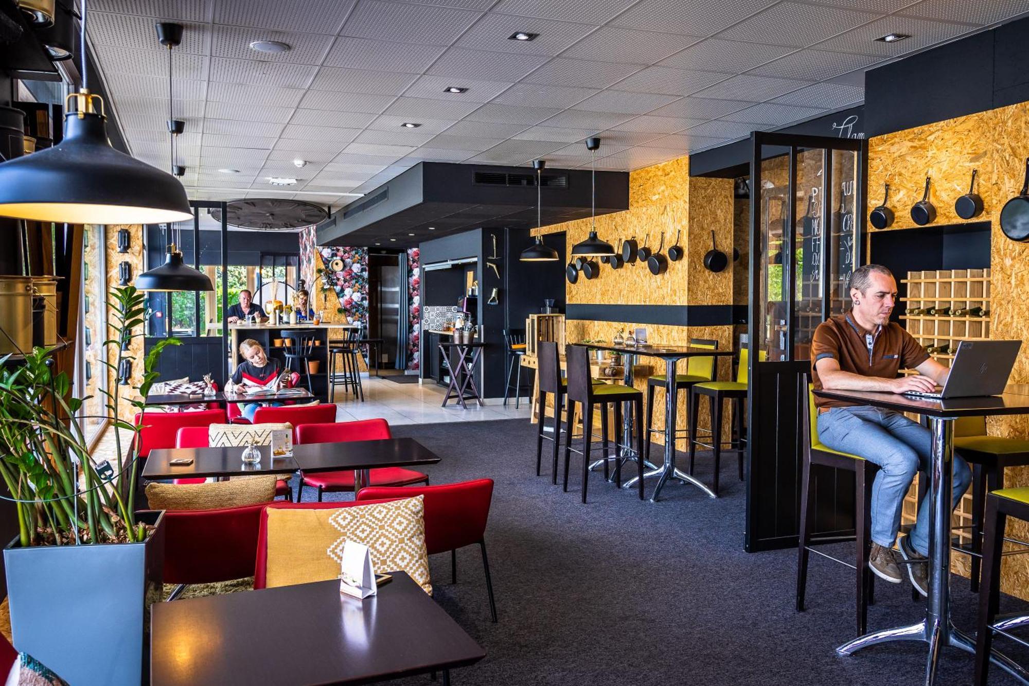 Novotel Mulhouse Bale Fribourg Sausheim Exterior foto