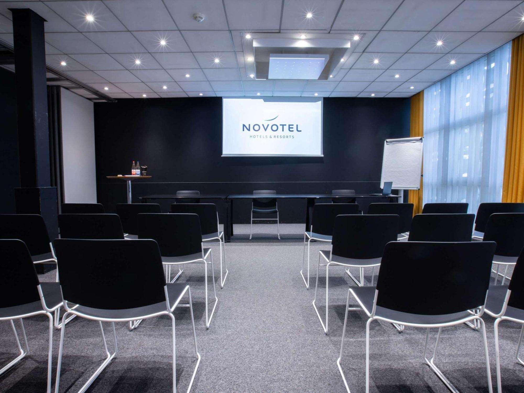 Novotel Mulhouse Bale Fribourg Sausheim Exterior foto